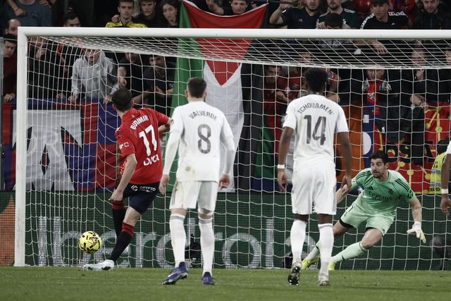 Real Madrid perde com golo na compensação antes de receber o Benfica