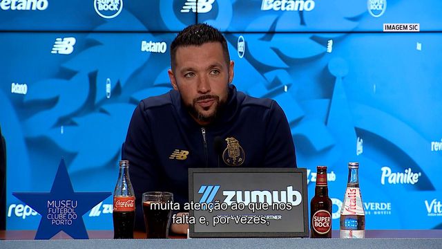 Farioli mostrou à equipa 33 momentos em que podia ter havido golo... mas não houve