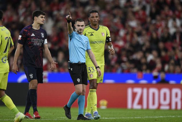 Miguel Fonseca apitou o Benfica-Aves SAD (foto Sérgio Miguel Santos/Kapta+)