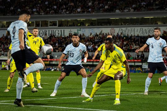 Esplendor na relva em gala de futebol: a crónica da goleada de Portugal