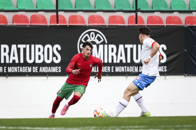 Portugal empata com a República Checa em jogo de preparação