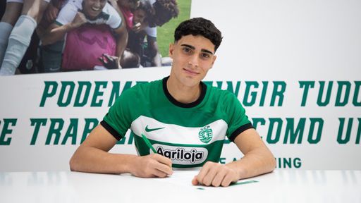 Sporting: central assina contrato