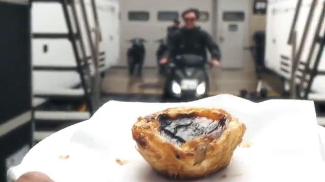Equipa de Miguel Oliveira chegou a Portimão e... atacou os pastéis de nata
