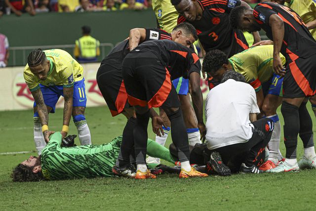 Após concussão, Alisson está em dúvida para a Argentina