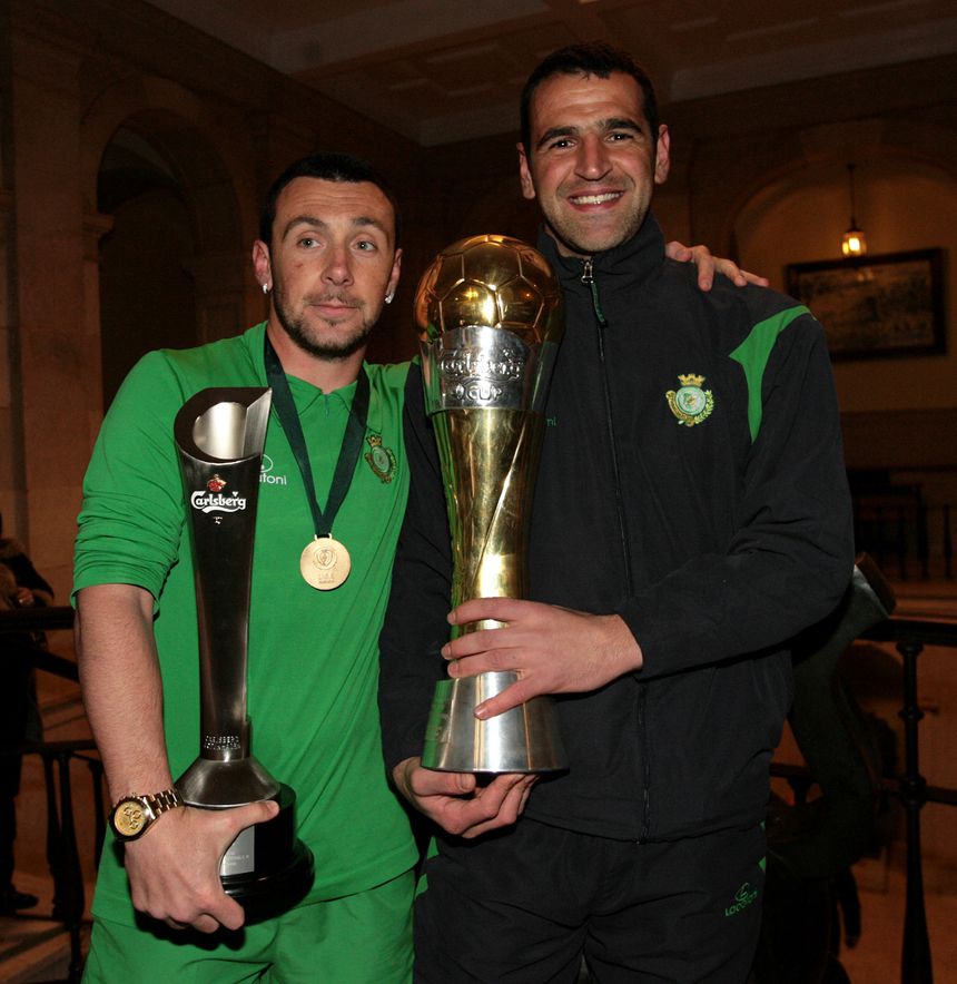 Cláudio Pitbull e Eduardo foram duas das figuras mais marcantes da época gloriosa do Vitória de Setúbal e que culminou com a conquista da Taça da Liga, em 2007/2008
