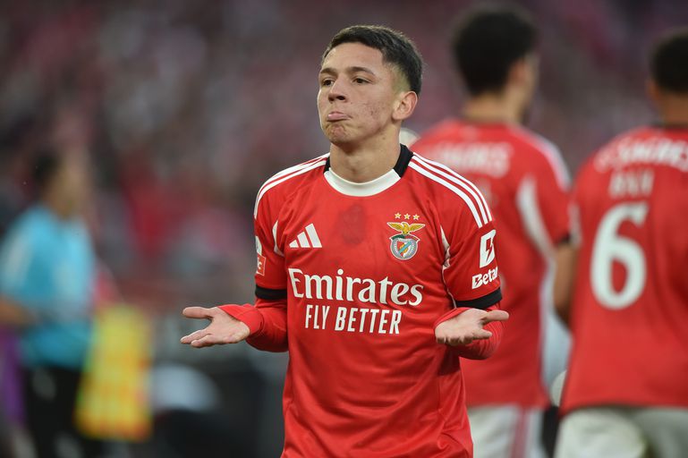 Gianluca Prestianni festeja golo apontado ao Vitória de Guimarães - Foto: Miguel Nunes