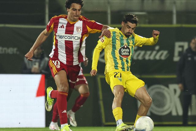 Duelo abriu na segunda parte, mas auriverdes e vermelhos e brancos não conseguiram sair do nulo - Foto: Paulo Novais/LUSA