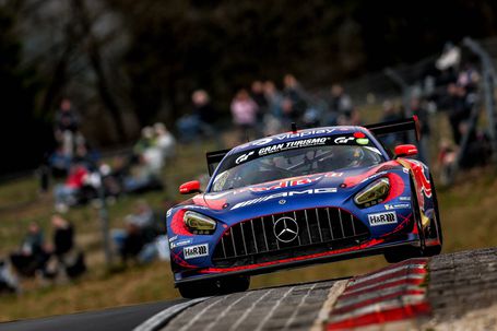 Presença de Verstappen no 'Inferno Verde' leva a recorde de participantes