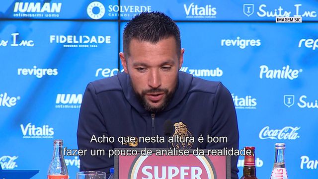 «Vai ser complicado ver De Jong no relvado antes do final da época»