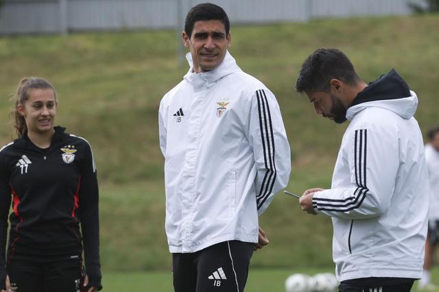 Ivan Baptista, treinador de futebol feminino do Benfica - Foto: SL Benfica