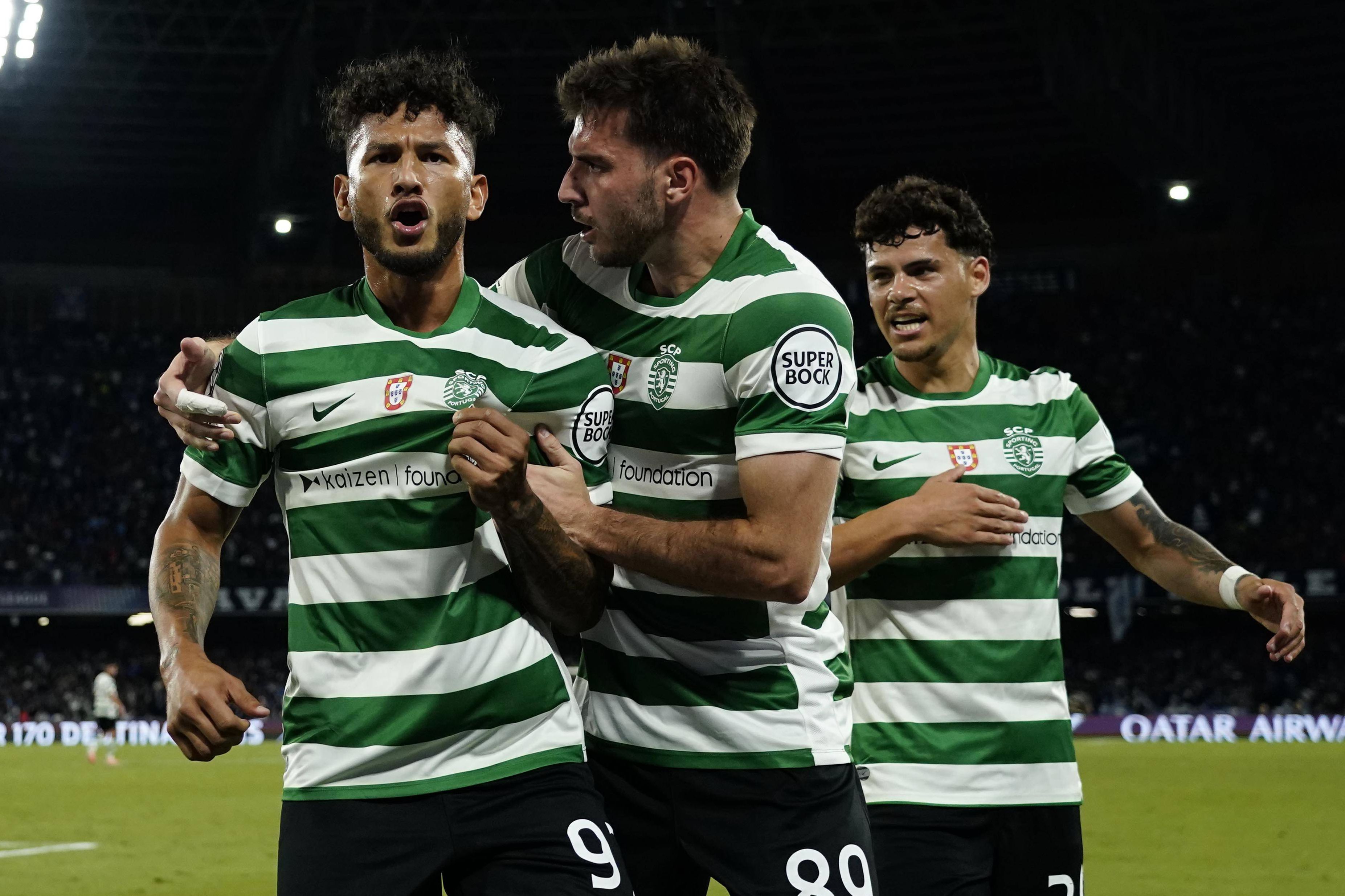 Luis Suárez é o ponta de lança disponível para Rui Borges enquanto as dores impedem Ioannidis de jogar - Foto: IMAGO