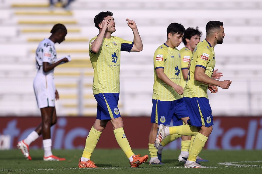Miguel Puche celebra o golo - Foto: MANUEL FERNANDO ARAÚJO/LUSA