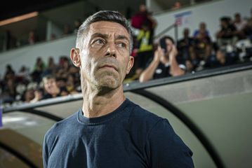 Pedro Caixinha equacionado por histórico brasileiro