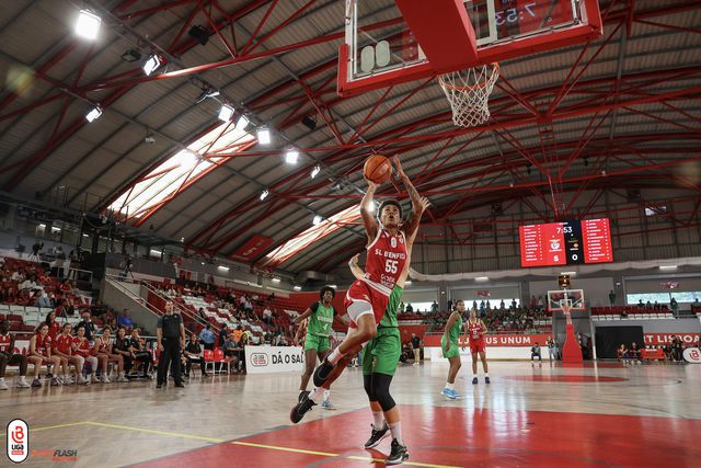Benfica e União Sportiva na final da Liga feminina