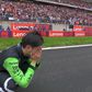 Vídeo: emoção de Guanyu Zhou e honras da FIA no seu primeiro GP em casa