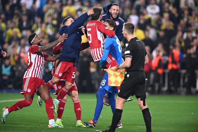 SC Braga negoceia herói europeu do Olympiakos