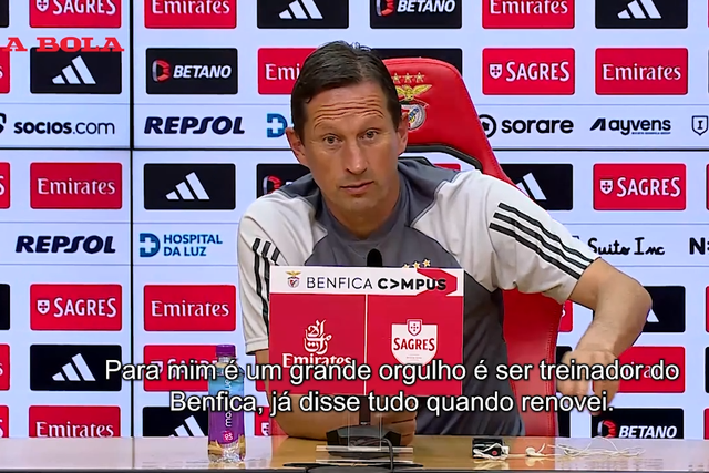 Schmidt: «Sei exatamente o que fiz quando renovei com o Benfica»
