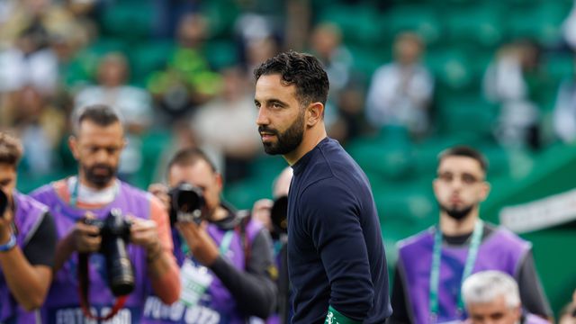 «Futuro? Primeiro vamos festejar o campeonato, depois logo se vê»