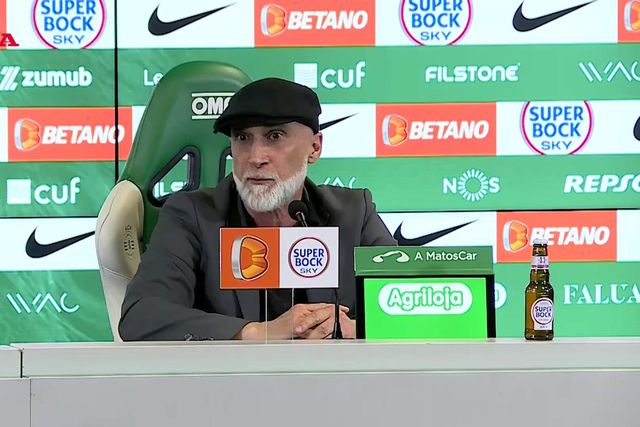 Álvaro Pacheco explica Jota no banco frente ao Sporting