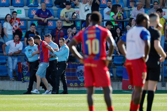 Chaves condena invasão, «que nasceu das constantes provocações de Marcelo Carné»