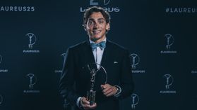 Laureus: «Nunca esquecerei que recebi o troféu das mãos de Djokovic»