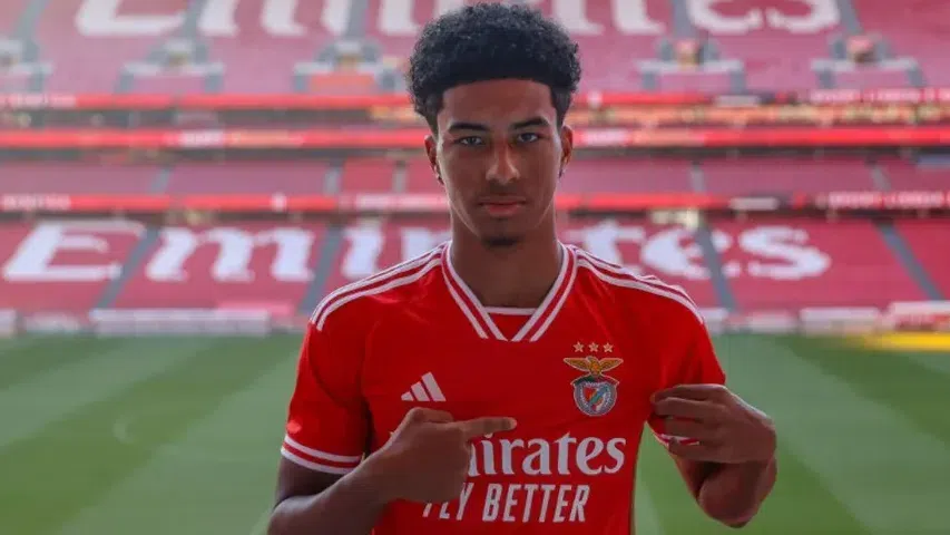 Extremo vai sair do Benfica a custo zero