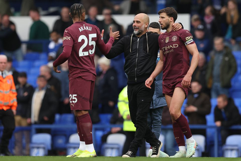 Guardiola elogia Aston Villa: «Viram o jogo que fizeram contra o meu amigo Luis Enrique?»