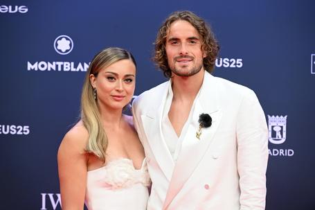 A mãe de Tsitsipas 'picou' Badosa, treinador não se ficou: «Ele teve dificuldade em aceitar o sucesso dela!»