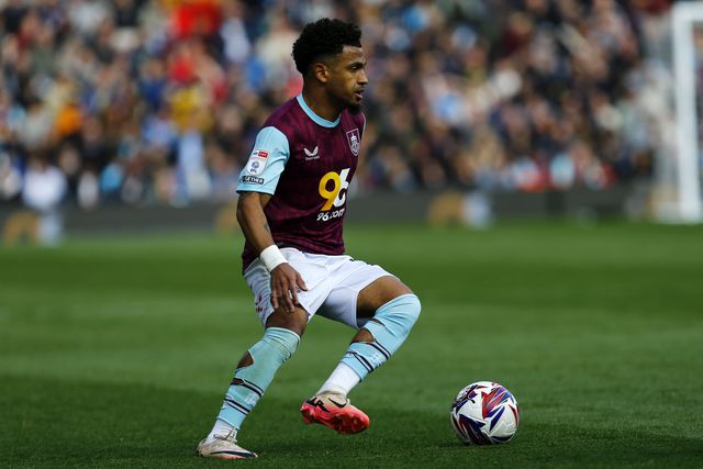 Já está! Burnley paga 10 milhões ao Sporting por Edwards