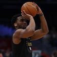 NBA: Donovan Mitchell iguala recorde de Michael Jordan