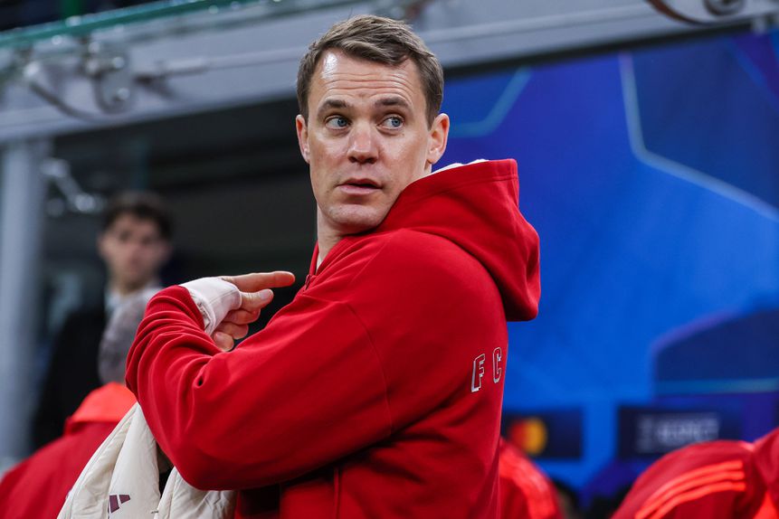 Manuel Neuer está fora dos relvados há um mês