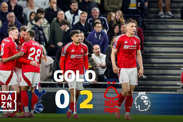 VÍDEO: Vicario aos papéis e Chris Wood não perdoa