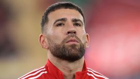 Otamendi faz história e alarga vantagem do Benfica (vídeo)