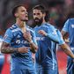 Isco e antony celebram um golo do brasileiro marcado pelo betis