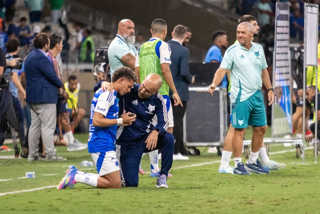 Leonardo Jardim com Rodriguinho