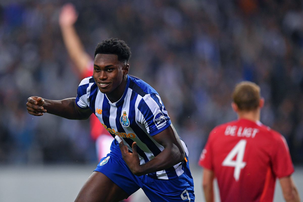 FC Porto aciona opção de compra de mais 15% do passe de Samu