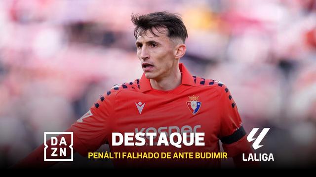 Não é só Luis Suárez e Varela: Simón defende penálti de Budimir