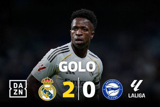 Vini Jr. marca golaço e... pede desculpa