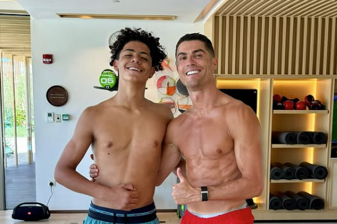 Cristiano Ronaldo com o seu filho Júnior - Foto: @cristiano
