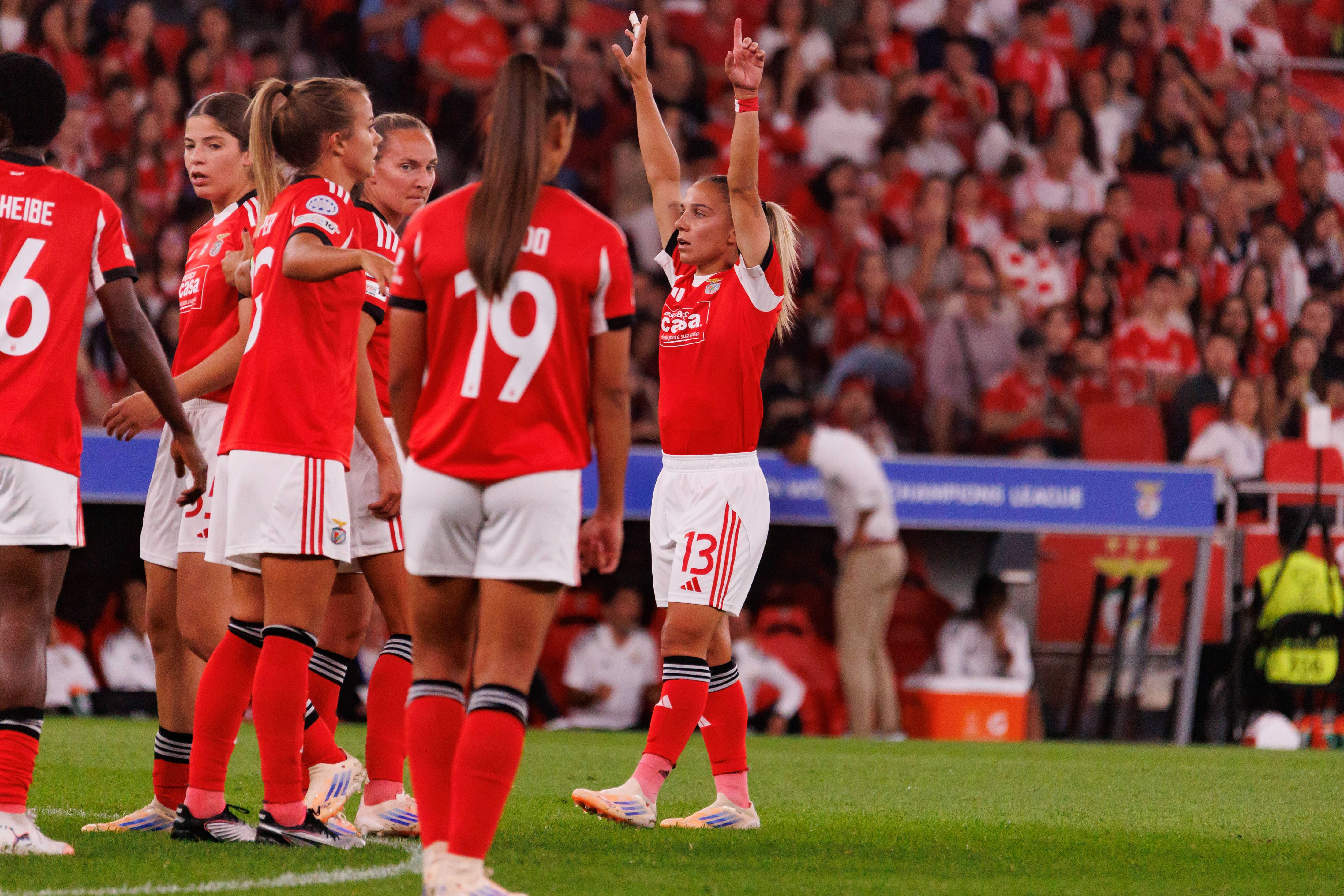 Jogadoras do Benfica no Estádio da Luz