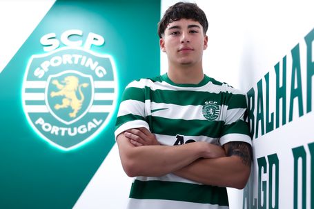 João Rijo, ala esquerdo de 17 anos - Foto: SPORTING CP