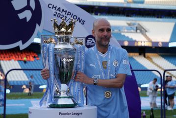 Premier League: Guardiola eleito treinador da época