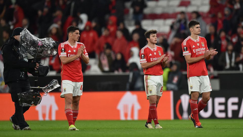 Jovens do Benfica desfrutam de férias juntos (fotos)