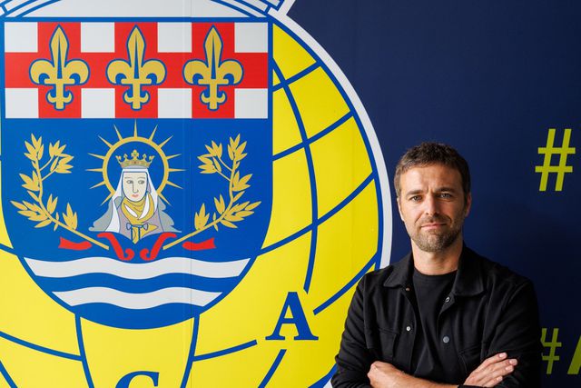 Arouca oficializa contratação do treinador Gonzalo García