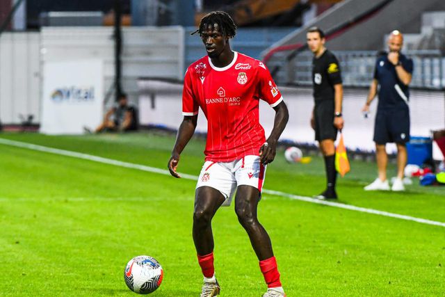 Mercado: Damien Loppy no radar do Vizela