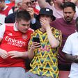 O outro lado: reveladas imagens do ensaio do Arsenal... campeão