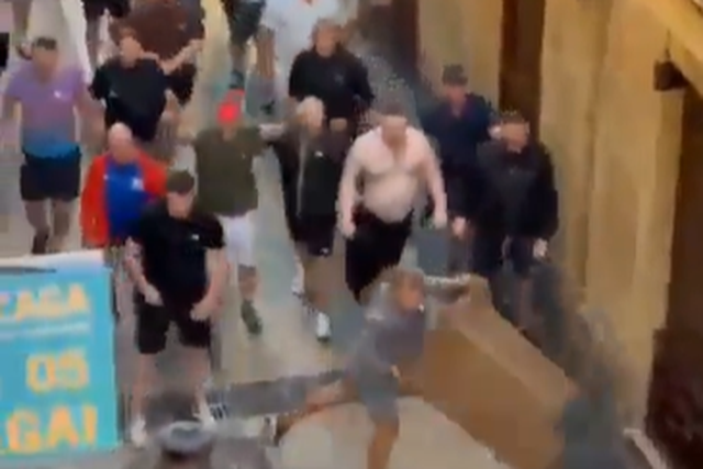 Confrontos em San Sebastián entre ultras do Tottenham e do United