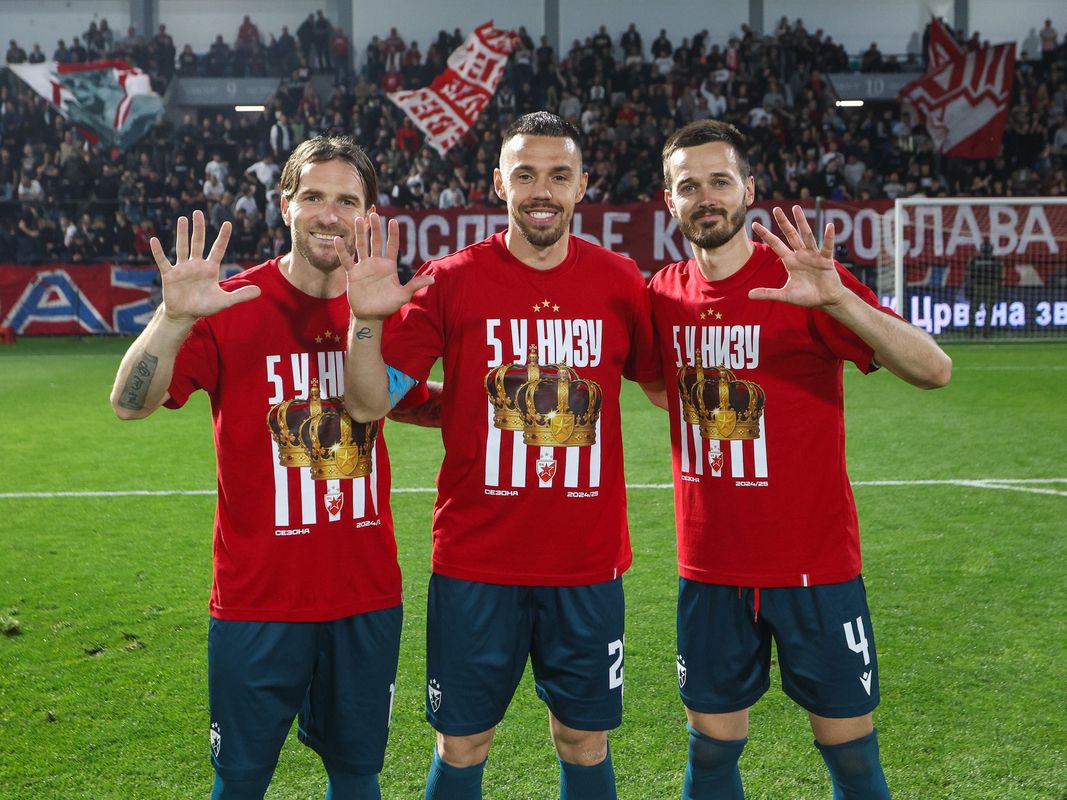 Estrela Vermelha conquista quinta dobradinha consecutiva