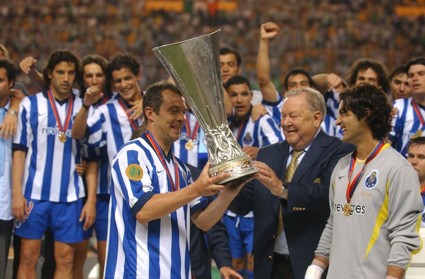 Dragões venceram a Taça UEFA na época 2002/03 (Foto: FC Porto)