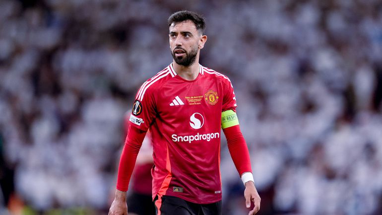 Bruno Fernandes defende Amorim e aborda futuro: «Se quiserem fazer dinheiro...»